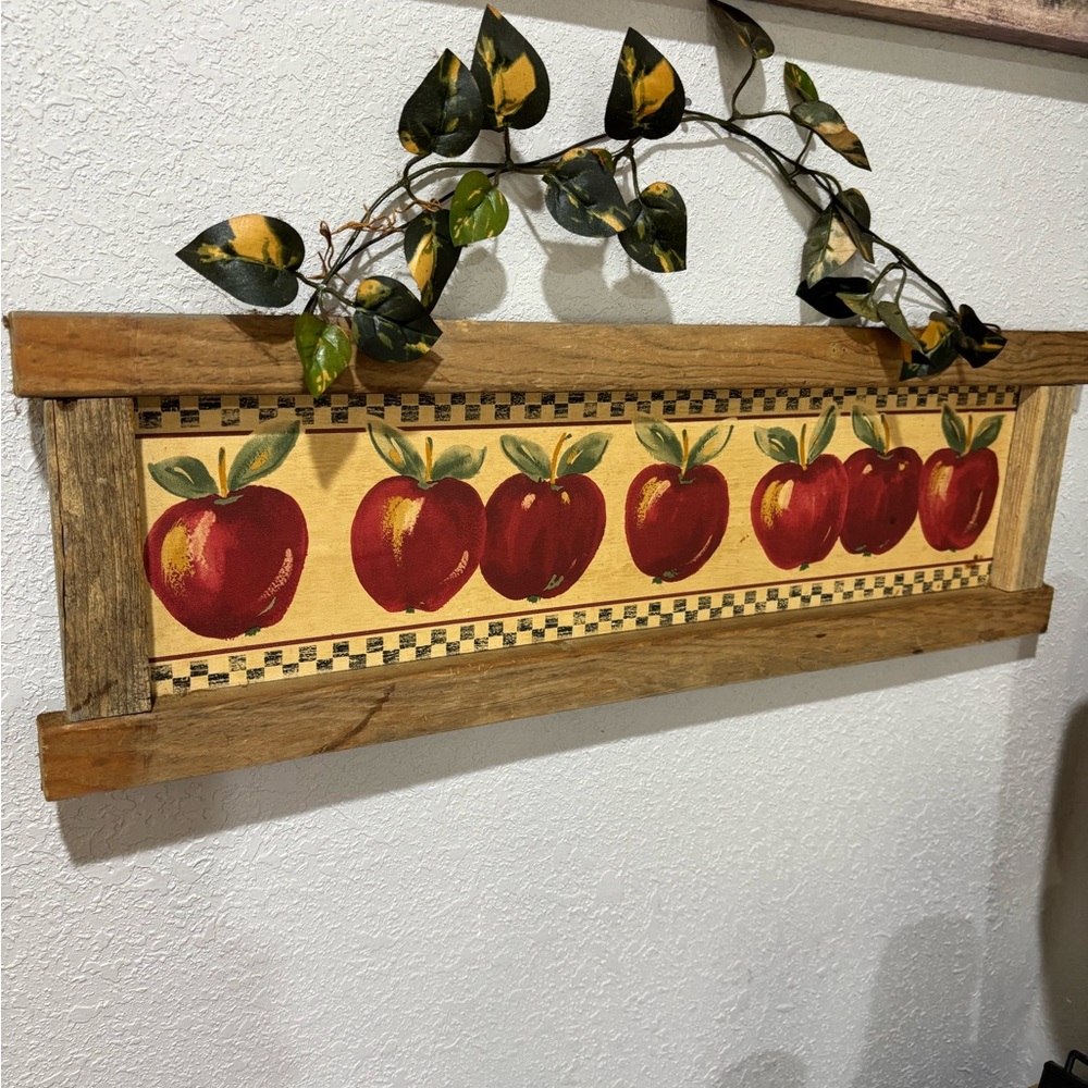 Farmhouse Red Apple Wall Art Plaque